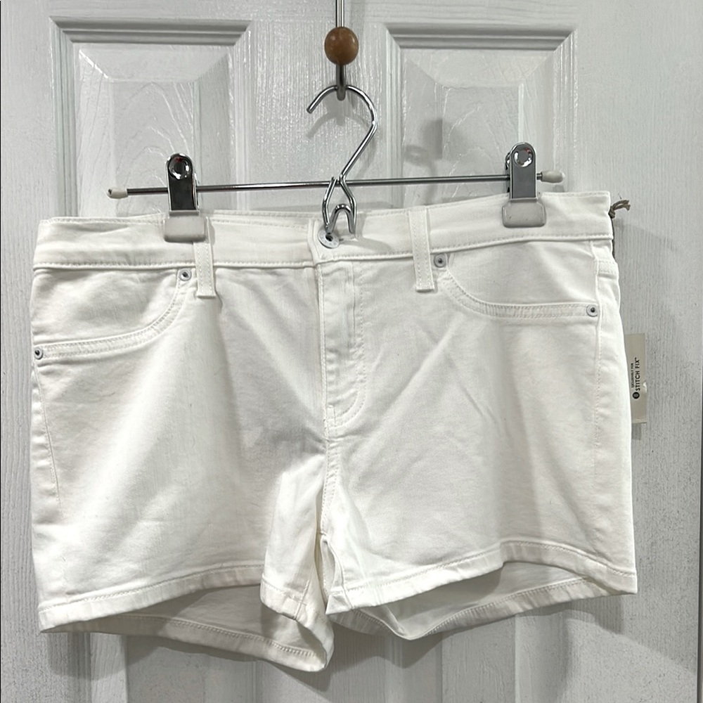 LILA RYAN White Women's Jean Shorts